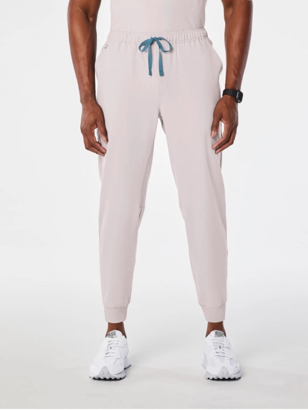 FIGS Men’s Tansen Jogger Scrub Pant in Slate; Size Small (S) Short Length